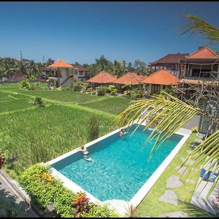Puji Hostel And Bungalow Ubud Exterior photo