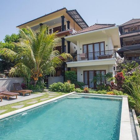 Puji Hostel And Bungalow Ubud Exterior photo
