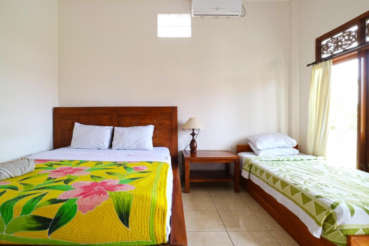 Puji Hostel And Bungalow Ubud Exterior photo