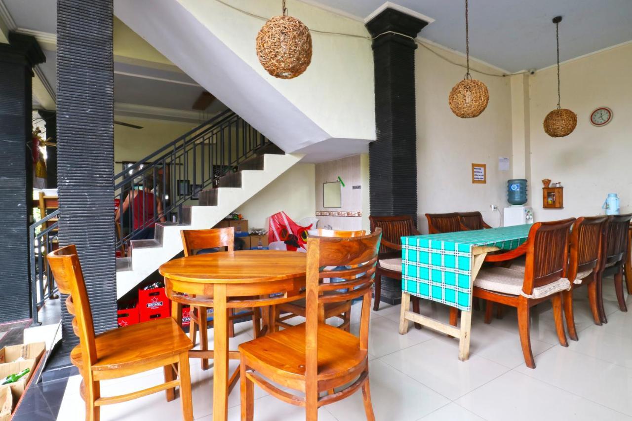 Puji Hostel And Bungalow Ubud Exterior photo