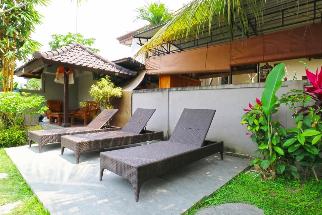 Puji Hostel And Bungalow Ubud Exterior photo