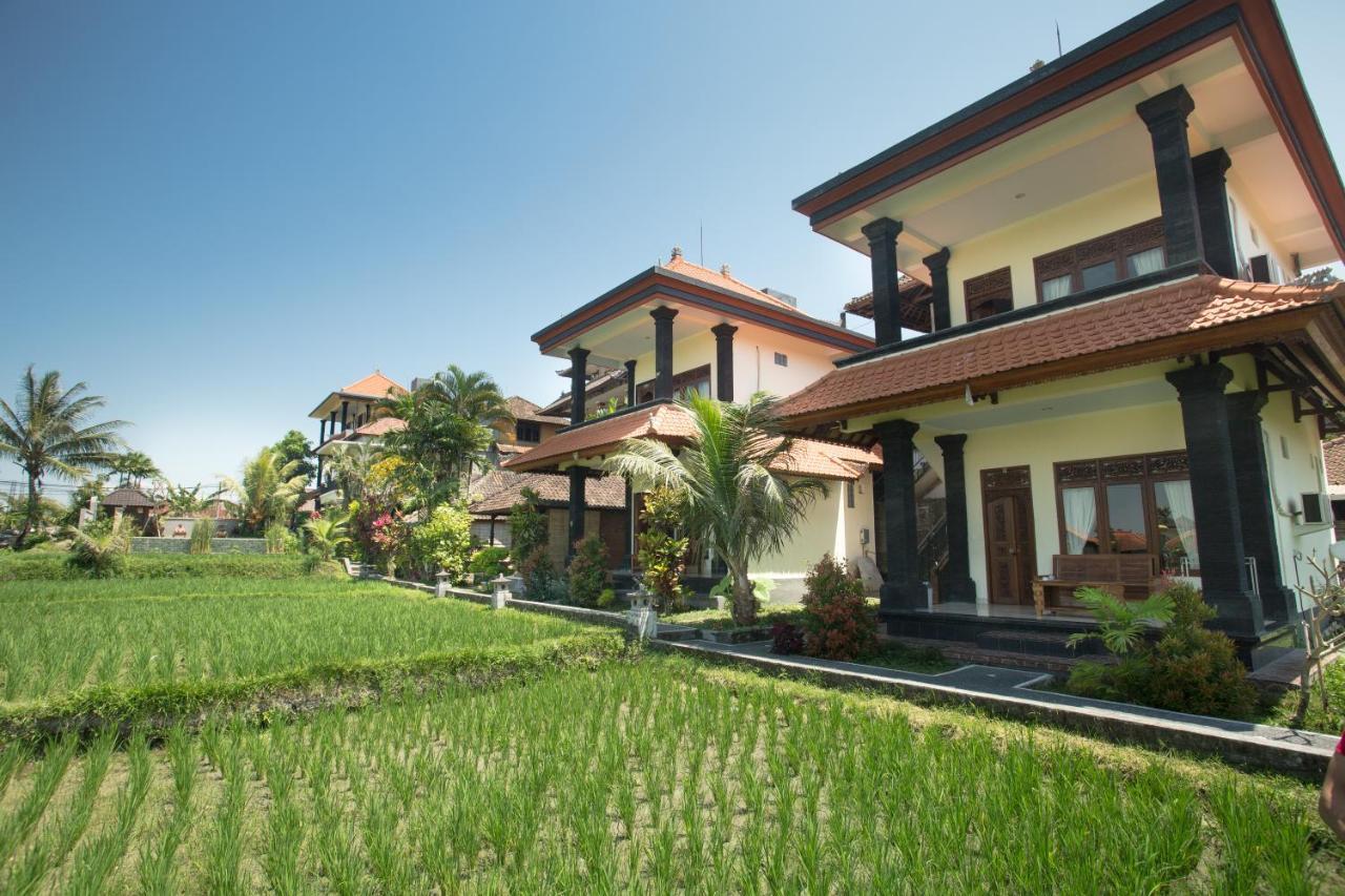 Puji Hostel And Bungalow Ubud Exterior photo