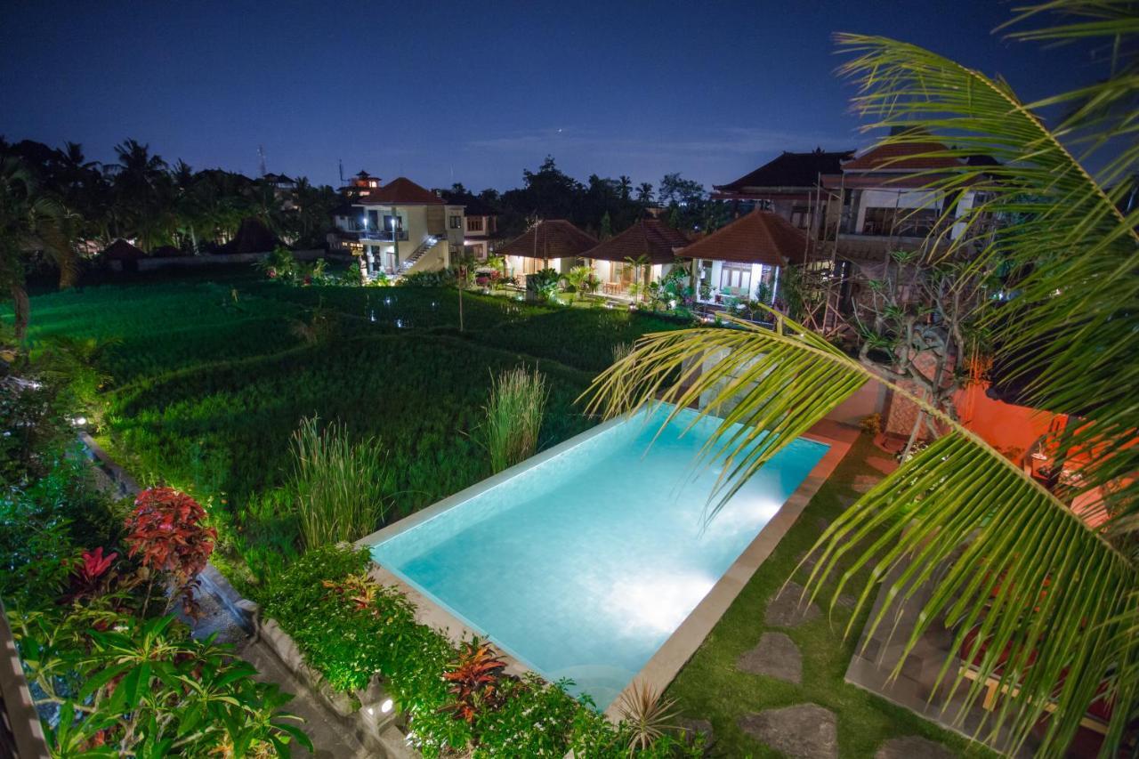 Puji Hostel And Bungalow Ubud Exterior photo