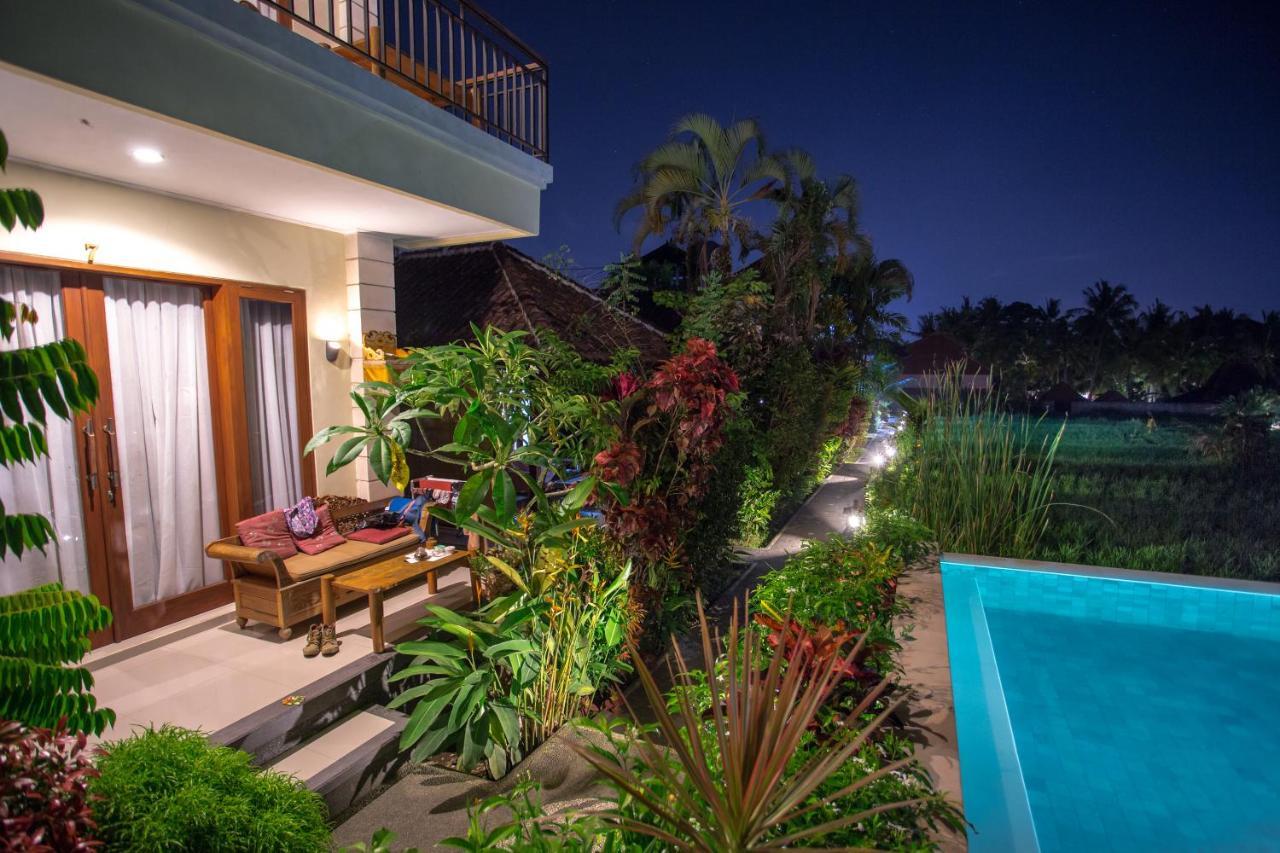 Puji Hostel And Bungalow Ubud Exterior photo