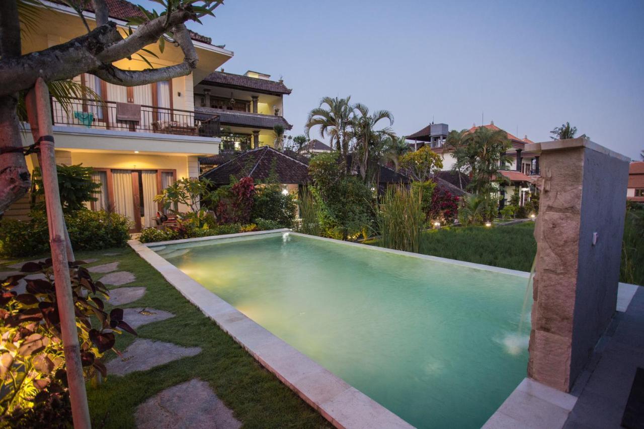 Puji Hostel And Bungalow Ubud Exterior photo